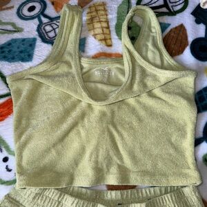 Hollister small Light green crop top and short set